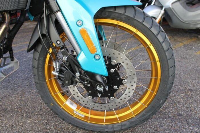 
								MITT TT 555 full									