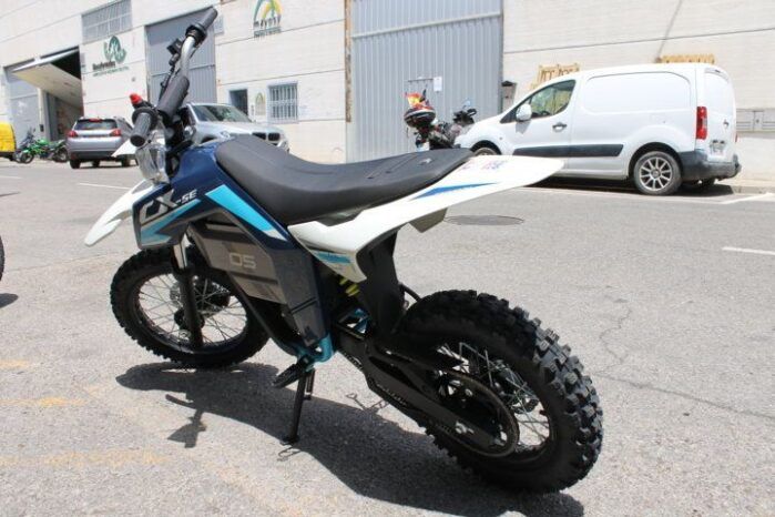 
								CFMOTO CX-5E YOUTH E-MX full									