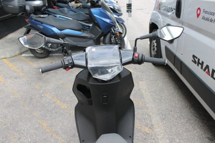 
								ZEEHO AE6 + 2 BATERIAS full									