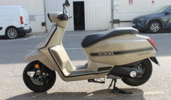 
									LAMBRETTA X300 full								