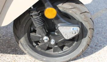 
									LAMBRETTA X300 full								
