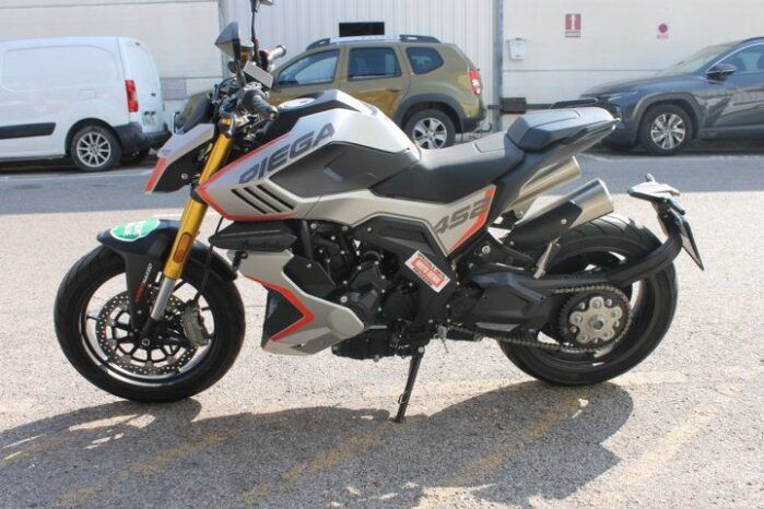 
								F.B MONDIAL PIEGA 452 full									