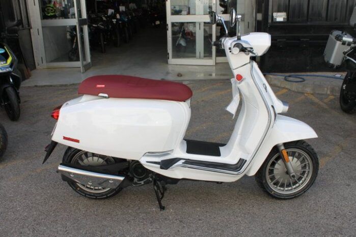 
								LAMBRETTA V50 SPECIAL FLEX full									