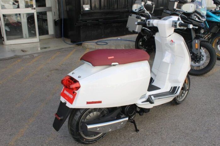 
								LAMBRETTA V50 SPECIAL FLEX full									