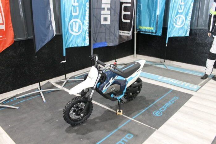 
								CFMOTO CX-2E full									