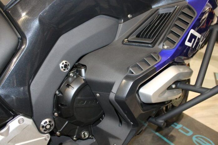 
								MITT GT-K 750 full									