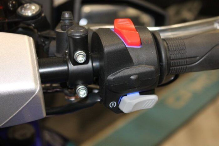 
								MITT GT-K 750 full									
