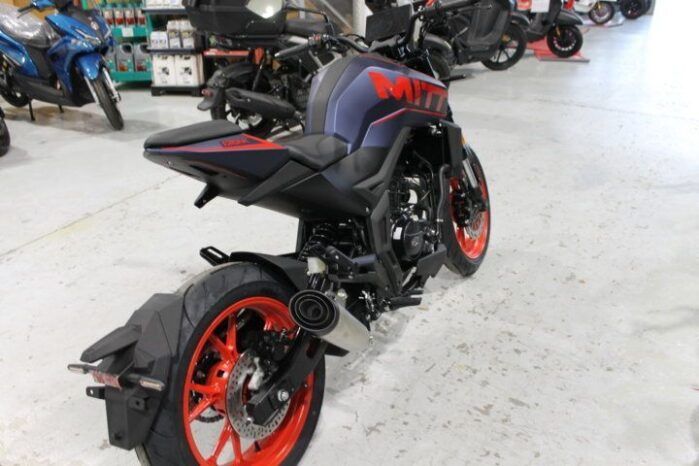 
								MITT NK 125 ABS full									