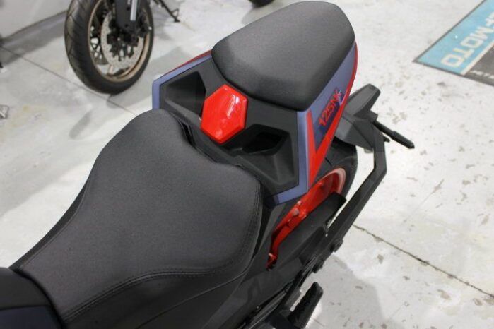 
								MITT NK 125 ABS full									