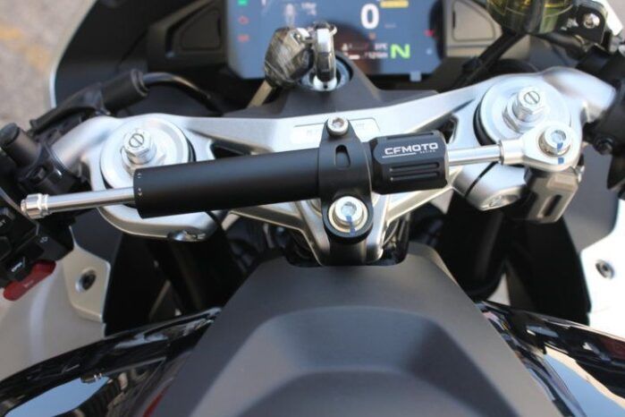 
								CFMOTO 675 SR-R full									