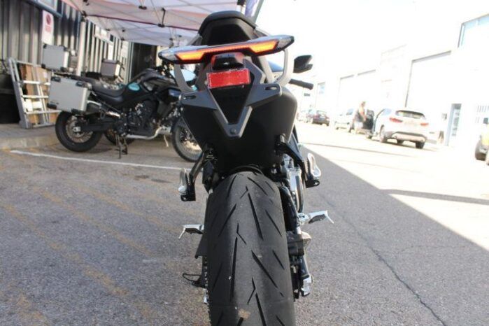 
								CFMOTO 675 SR-R full									