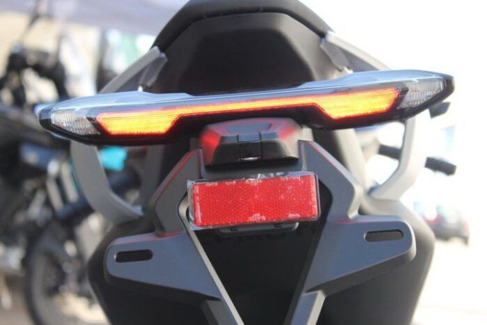 
								CFMOTO 675 SR-R full									