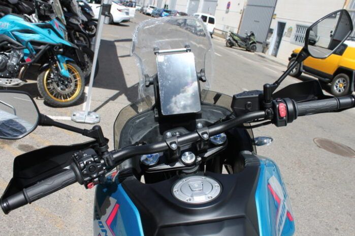
								CFMOTO 800 MT-X full									