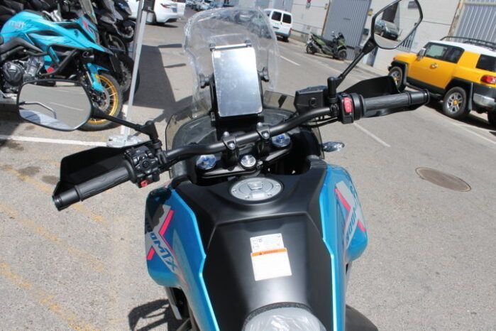 
								CFMOTO 800 MT-X full									
