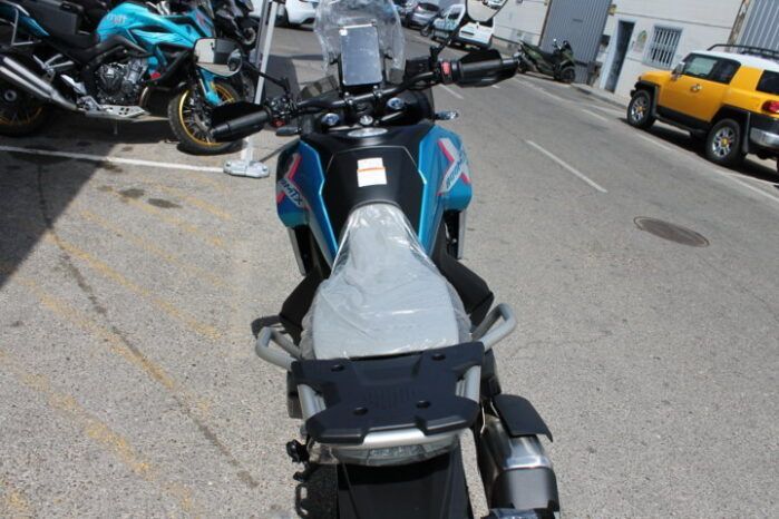 
								CFMOTO 800 MT-X full									