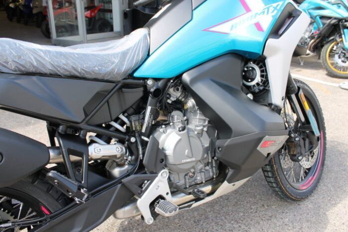 
								CFMOTO 800 MT-X full									