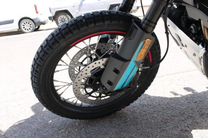 
								CFMOTO 800 MT-X full									