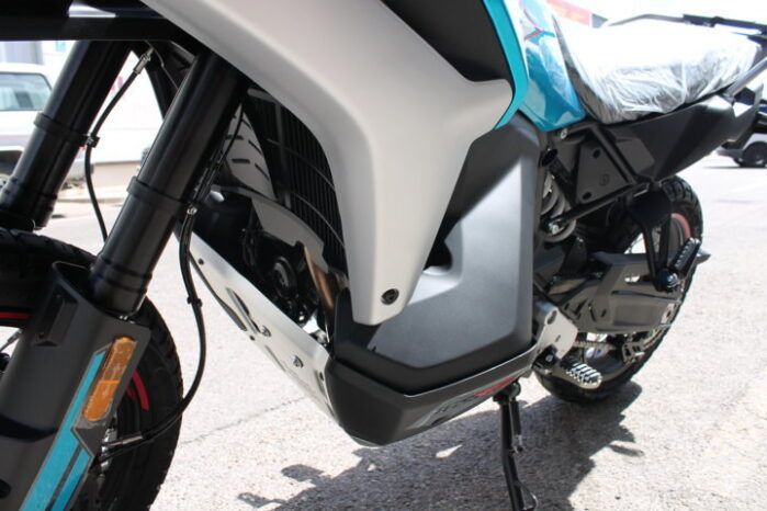 
								CFMOTO 800 MT-X full									
