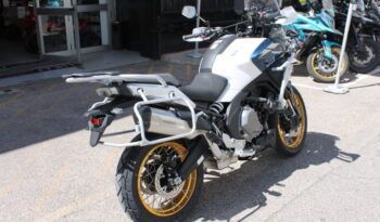 
									CFMOTO 700 MT full								