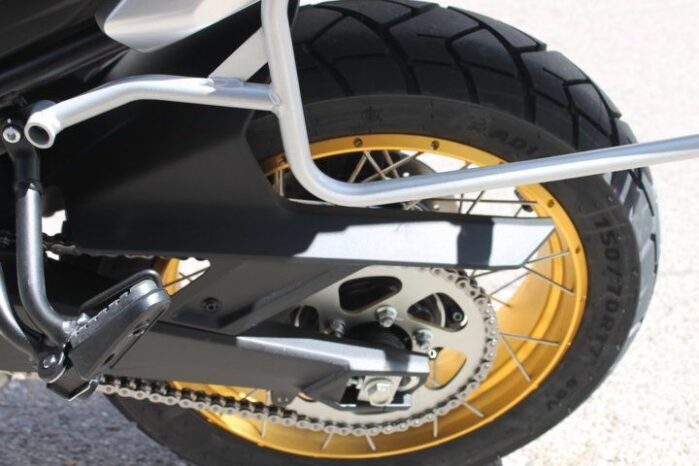 
								CFMOTO 700 MT full									