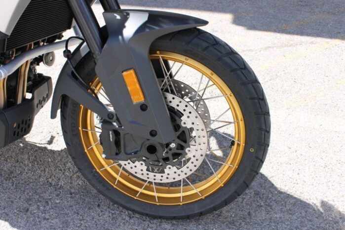 
								CFMOTO 700 MT full									