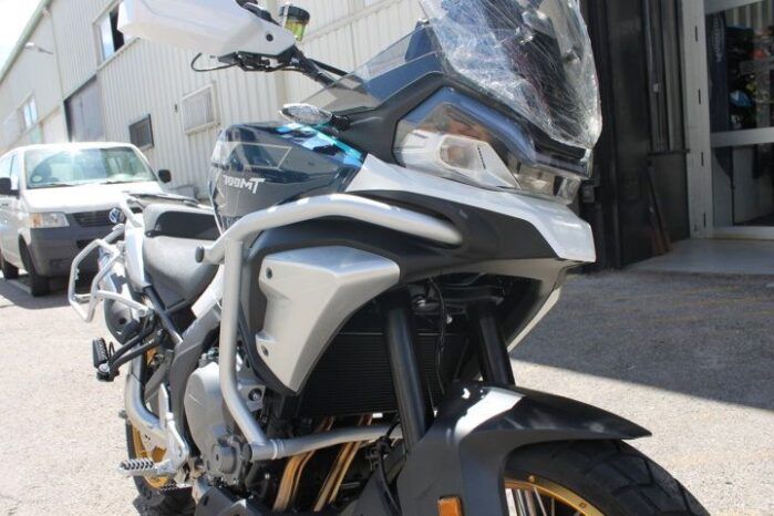 
								CFMOTO 700 MT full									