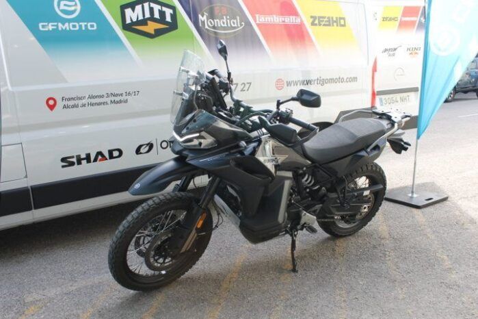 
								CFMOTO 800 MT-X full									