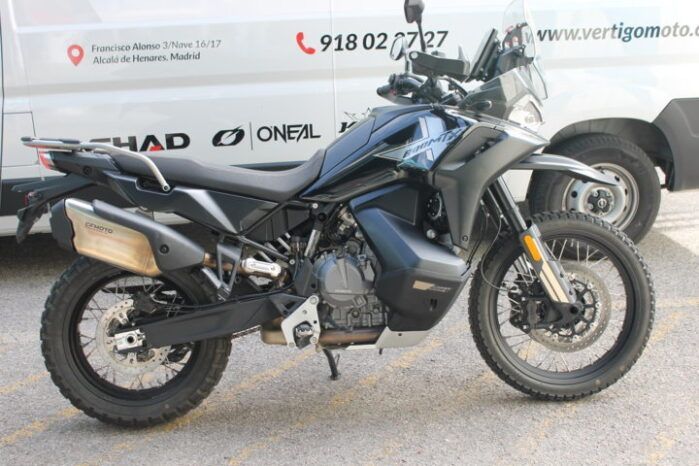 
								CFMOTO 800 MT-X full									