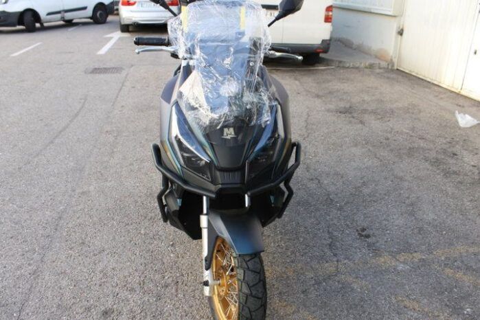 
								MITT ADV XTREME 125 full									