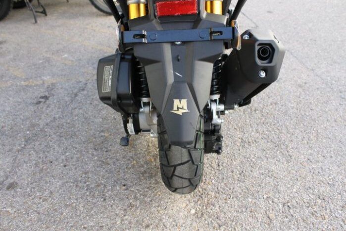 
								MITT ADV XTREME 125 full									