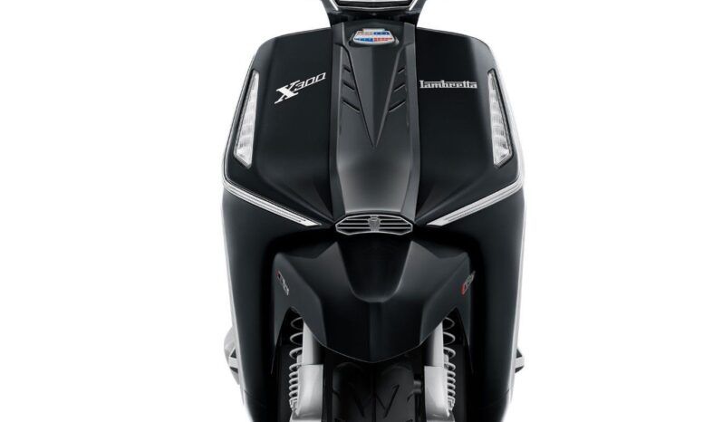 
								LAMBRETTA X300 GT full									