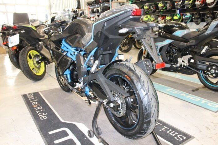 
								MITT GP1 125 full									