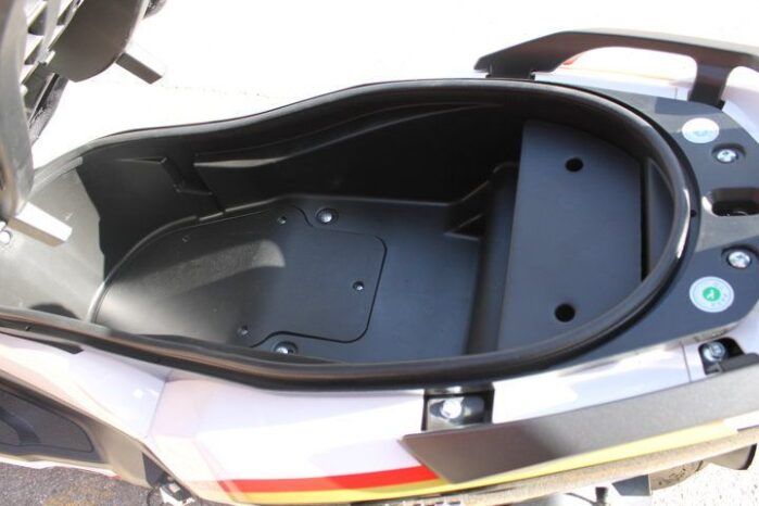 
								MITT 125 GTS full									