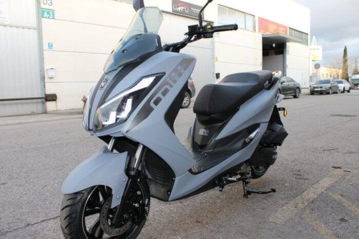 
								MITT LEGRAND 125 full									