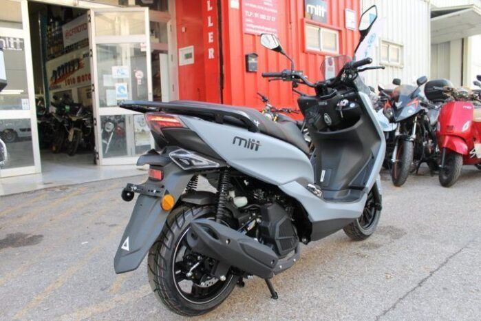 
								MITT LEGRAND 125 full									