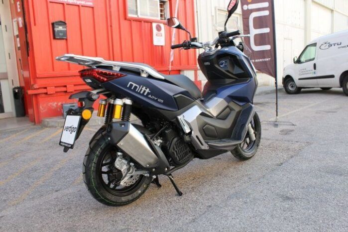 
								MITT ADV 125 full									
