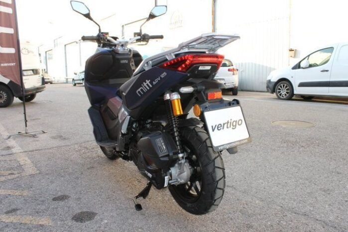 
								MITT ADV 125 full									