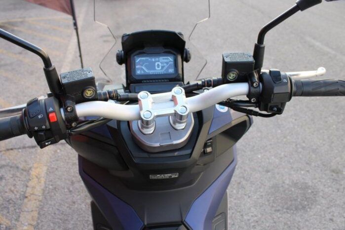 
								MITT ADV 125 full									