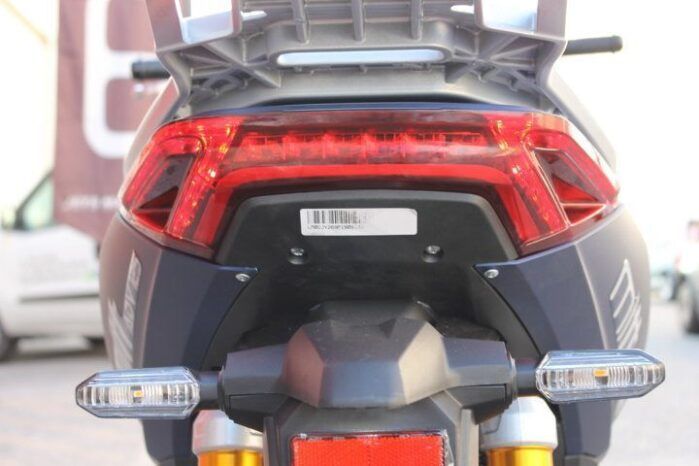 
								MITT ADV 125 full									