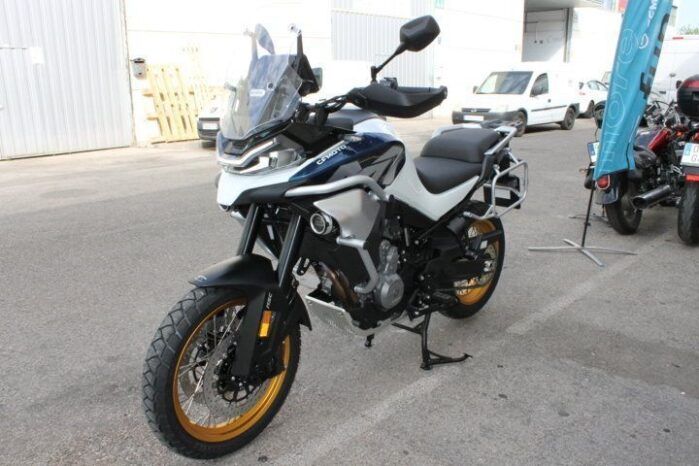 
								CFMOTO 800 MT EXPLORER full									