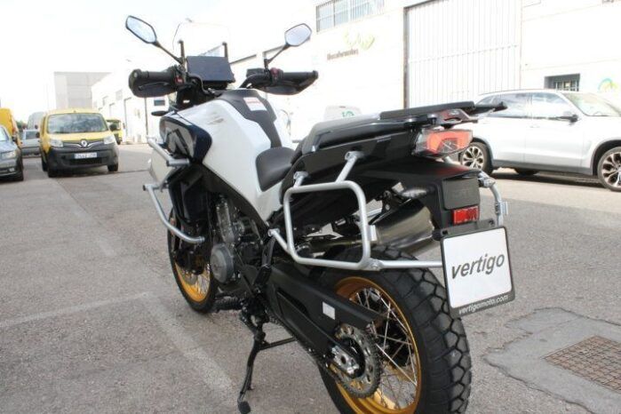 
								CFMOTO 800 MT EXPLORER full									