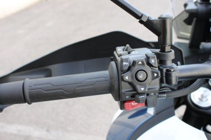 
								CFMOTO 800 MT EXPLORER full									