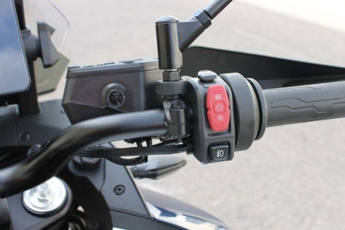 
								CFMOTO 800 MT EXPLORER full									