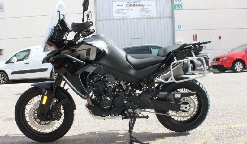 
								CFMOTO 800 MT EXPLORER full									