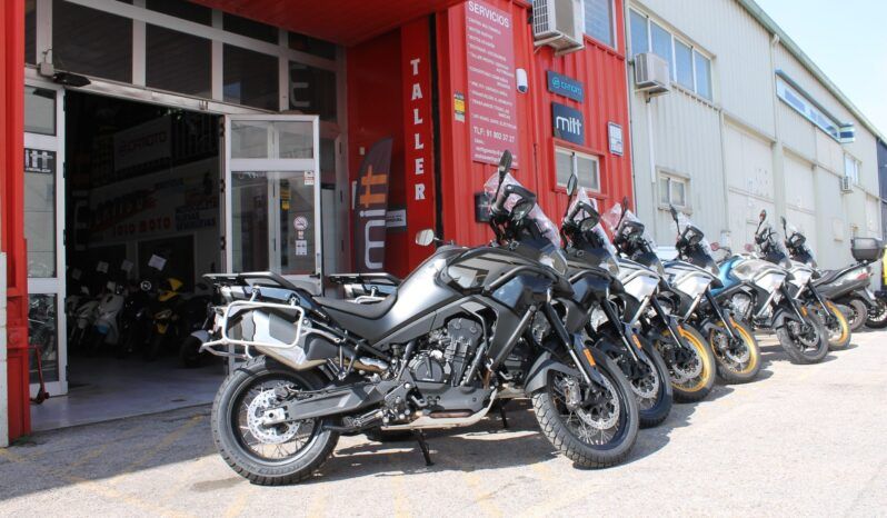 
								CFMOTO 800 MT EXPLORER full									