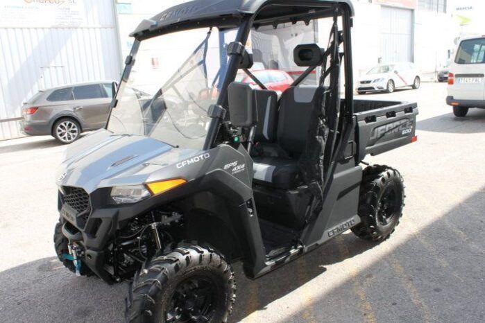 
								CFMOTO UFORCE 600 EPS full									