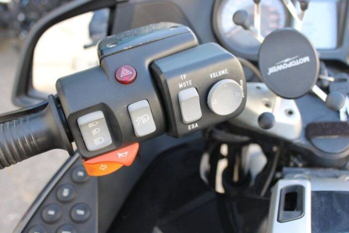 
								BMW R 1200 RT full									