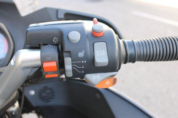 
								BMW R 1200 RT full									