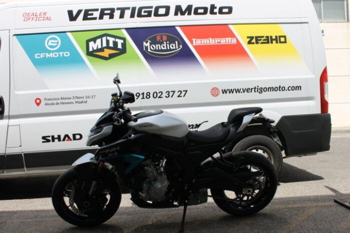 
								CFMOTO 675 NK 2026 full									