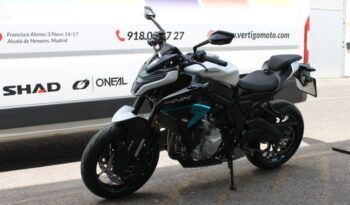 
									CFMOTO 675 NK 2026 full								